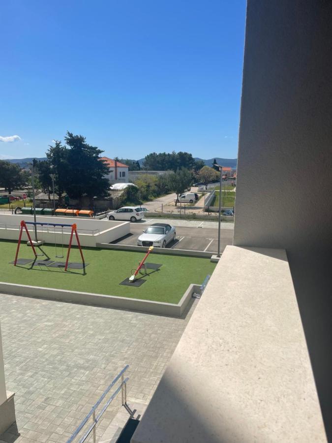 Apartment Diana Zara Parking Free المظهر الخارجي الصورة