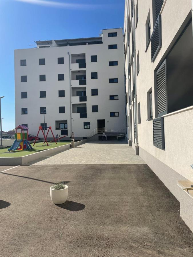 Apartment Diana Zara Parking Free المظهر الخارجي الصورة