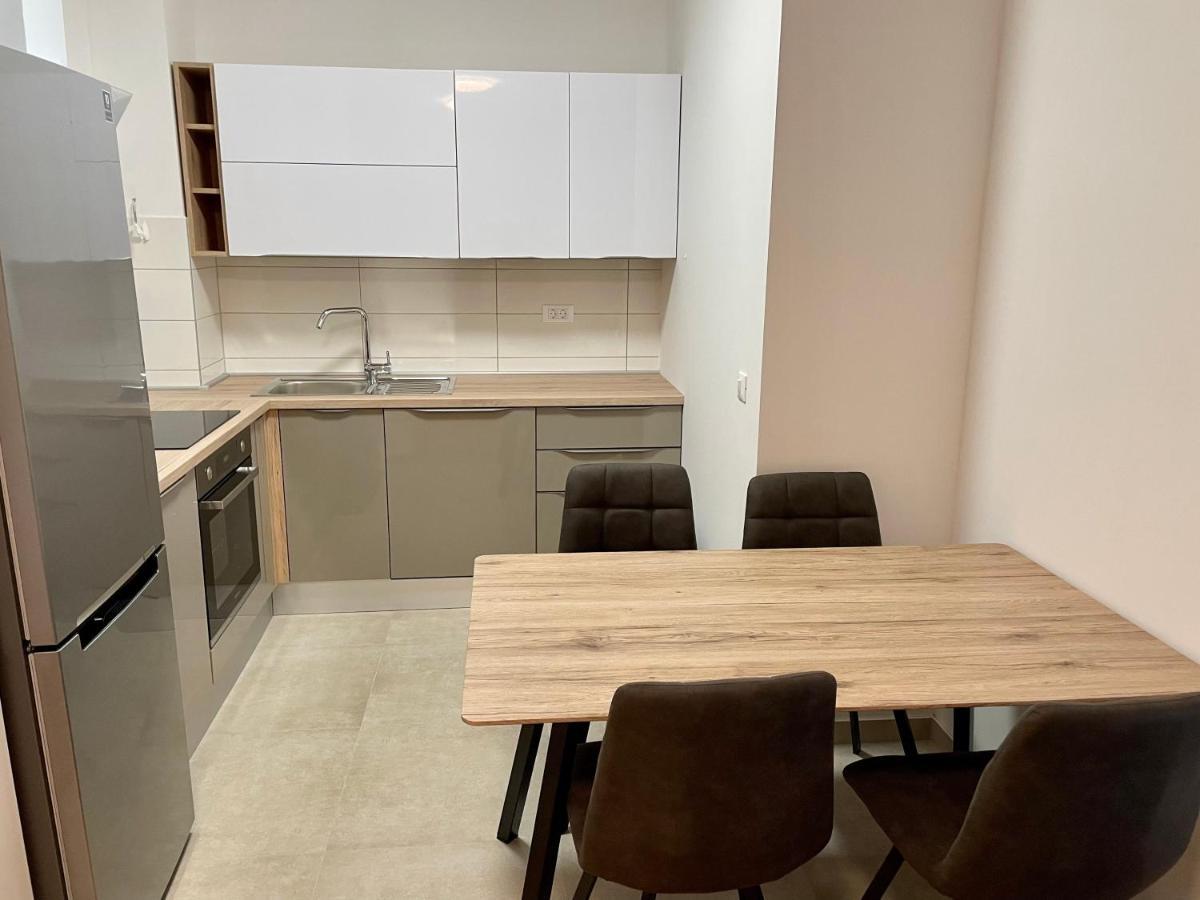 Apartment Diana Zara Parking Free المظهر الخارجي الصورة